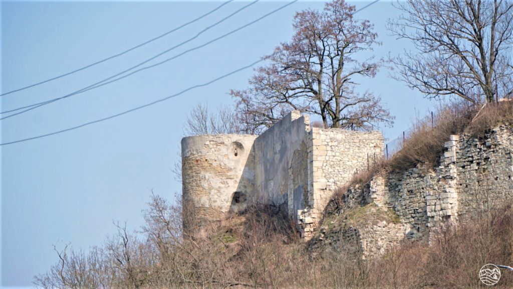 Ruiny zamku biskupów krakowskich
